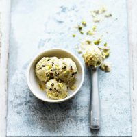 Pistachio & cherry ice cream with ginger nuts